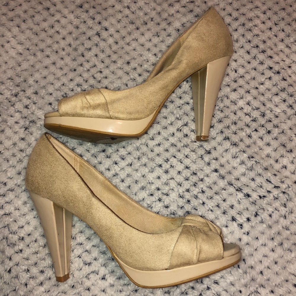 Nude peep toe heels
